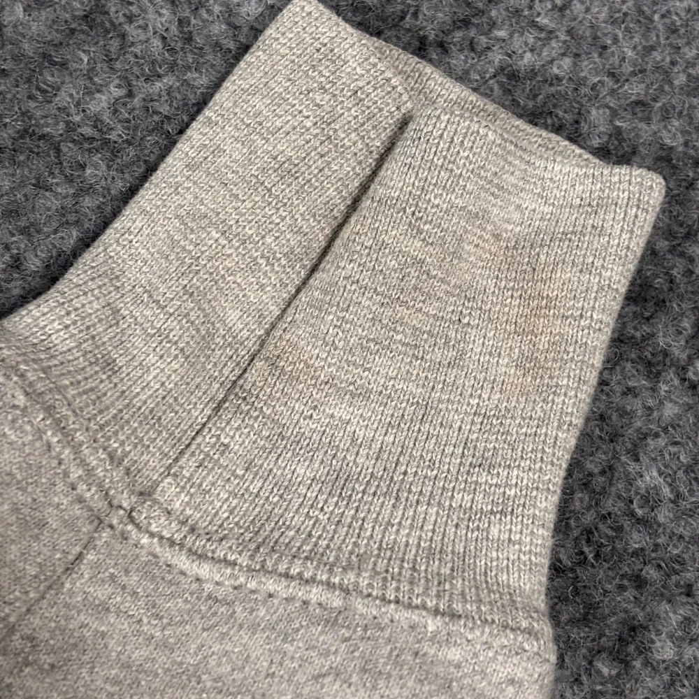 Champion VTG Reverse Weave Sweatshirt Mens Small Gray Logo Pullover Crewneck